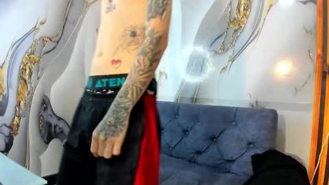 Snapshot of straightboy_nick chatting on October 2025 05:17:02 AM NICK online show from October 2025 05:17:02 AM