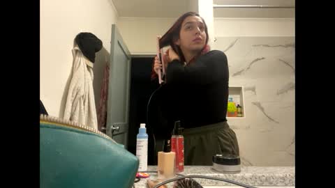 Snapshot of straightoutthetrailer chatting on December 2024 06:33:01 AM lucille beatrice luficer call me lucy online show from December 2024 06:33:01 AM