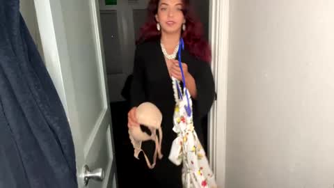 Snapshot of straightoutthetrailer chatting on December 2024 04:23:02 AM lucille beatrice luficer call me lucy online show from December 2024 04:23:02 AM