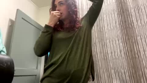 Snapshot of straightoutthetrailer chatting on January 2025 03:57:01 AM lucille beatrice luficer call me lucy online show from January 2025 03:57:01 AM