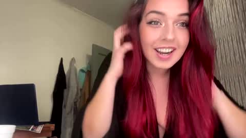 Snapshot of straightoutthetrailer chatting on January 2025 04:21:01 AM lucille beatrice luficer call me lucy online show from January 2025 04:21:01 AM