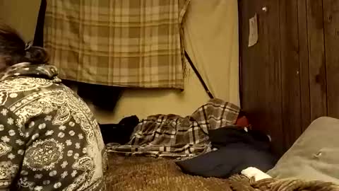 straighttoy online show from December 2025 05:01:01 AM