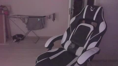 Ray online show from October 2025 04:09:01 PM