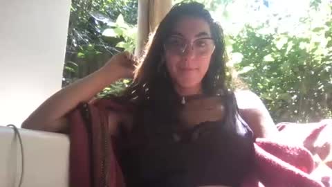 Snapshot of strawberripulp chatting on February 2025 05:05:02 PM Angel Baby online show from February 2025 05:05:02 PM