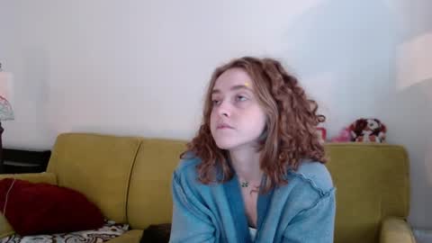 Strawberrylotsacake online show from December 2025 04:02:01 PM