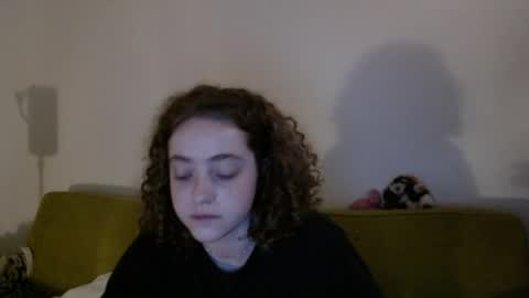 Snapshot of strawberrylotsacake chatting on May 2026 10:42:01 AM Strawberrylotsacake online show from May 2026 10:42:01 AM