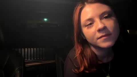 Snapshot of strawbrysugar chatting on January 2025 01:27:01 AM Ruby Moon online show from January 2025 01:27:01 AM