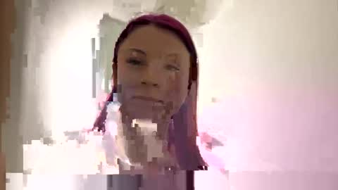 Snapshot of strawbrysugar chatting on February 2025 12:47:02 AM Ruby Moon online show from February 2025 12:47:02 AM
