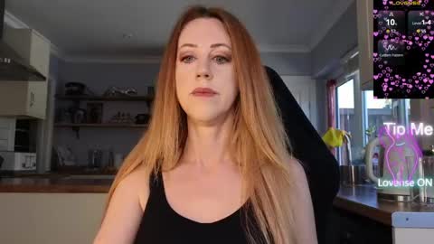 Amorina online show from May 2026 09:36:02 AM
