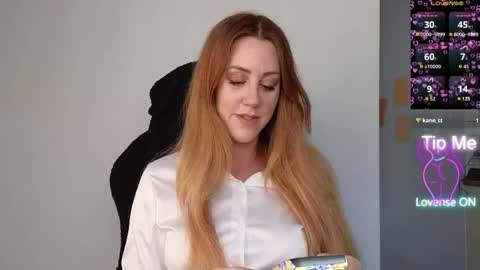 Amorina online show from May 2026 06:14:01 PM