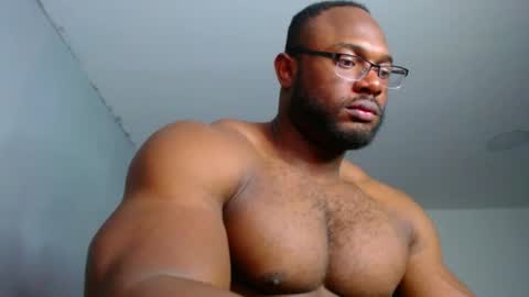 strong_george1 online show from December 2024 03:26:01 AM