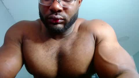 strong_george1 online show from December 2024 07:25:02 PM