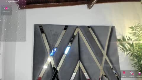 Alexa   online show from October 2025 11:00:01 AM