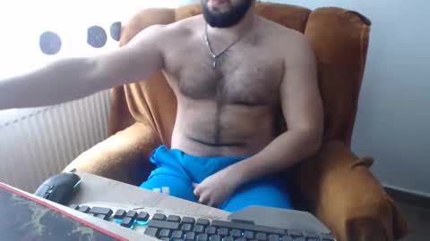 StrongCoffee online show from November 2025 07:42:02 AM