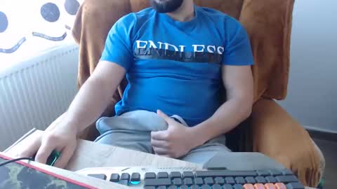 StrongCoffee online show from November 2025 08:47:01 AM