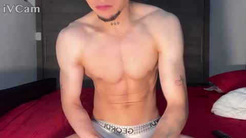stronghardlatino online show from April 2026 04:19:01 AM