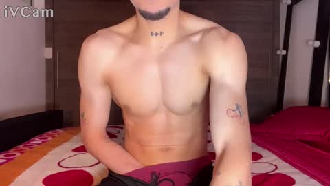 stronghardlatino online show from May 2026 05:53:01 PM