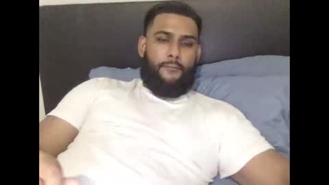 stuckinthe222 online show from November 2025 03:19:01 AM