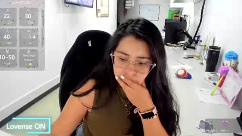 studcb_ online show from July 2026 11:07:02 PM