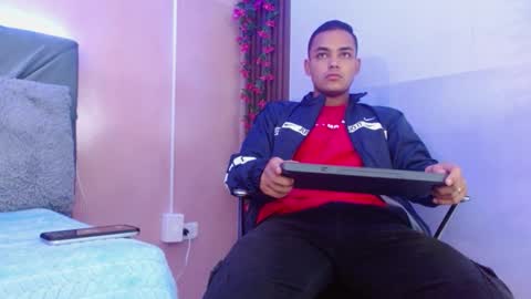 Snapshot of studentdeivy chatting on February 2026 10:32:01 AM DEIVY online show from February 2026 10:32:01 AM