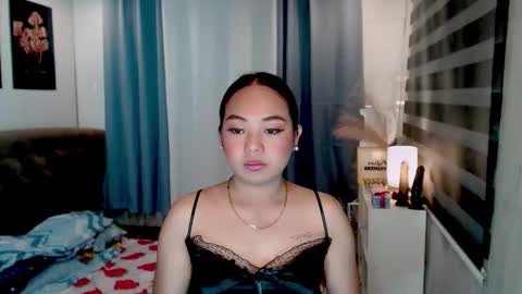studqueendomi online show from May 2026 05:42:04 PM