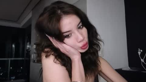 Sofa online show from July 2026 10:42:02 PM