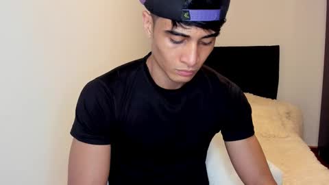 Snapshot of stylish_men chatting on September 2025 07:30:01 PM stylish men online show from September 2025 07:30:01 PM