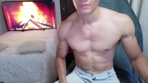 stylish man online show from May 2026 07:20:02 PM