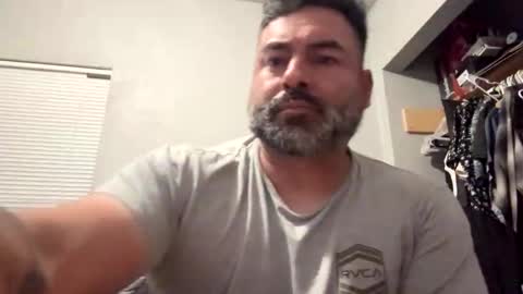 suavecito67 online show from October 2025 01:47:01 AM