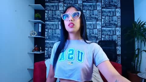 sub_scarlett_ online show from April 2026 01:34:01 PM