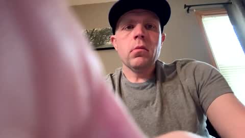 Snapshot of submissivebrett381 chatting on April 2026 01:53:02 PM submissivebrett381 online show from April 2026 01:53:02 PM