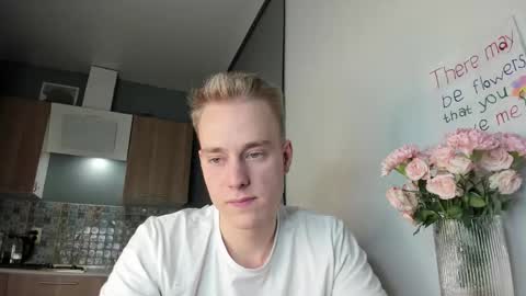 Snapshot of successful_kevin chatting on October 2025 04:05:01 PM Kevin online show from October 2025 04:05:01 PM