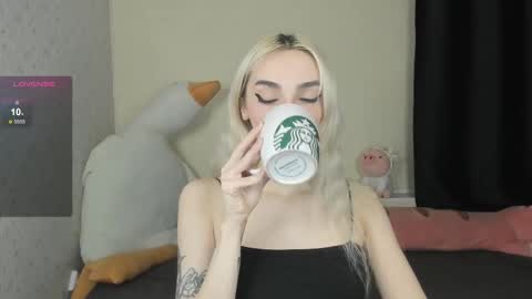 Snapshot of succubantra chatting on October 2025 03:01:01 PM Chloe online show from October 2025 03:01:01 PM