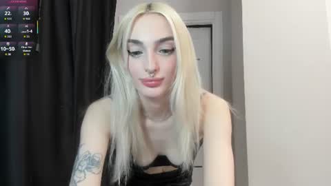 Snapshot of succubantra chatting on July 2026 02:23:01 PM Chloe online show from July 2026 02:23:01 PM