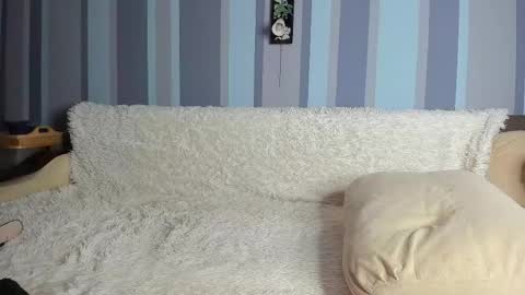 Snapshot of sucklovers chatting on November 2025 11:43:02 AM Kat Martinez online show from November 2025 11:43:02 AM