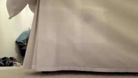 JJ online show from April 2026 12:05:01 AM