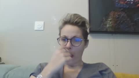 Snapshot of sucrette5629 chatting on December 2024 10:30:01 AM sucrette5629 online show from December 2024 10:30:01 AM