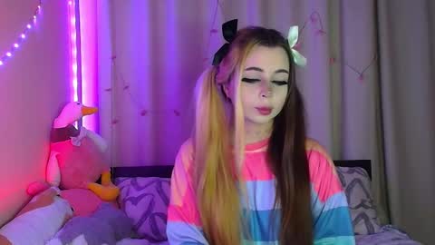 Snapshot of suemeow chatting on February 2025 01:24:01 AM Sue online show from February 2025 01:24:01 AM