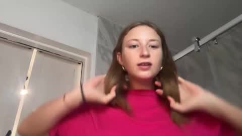 suerrab3304 online show from May 2026 07:09:02 PM