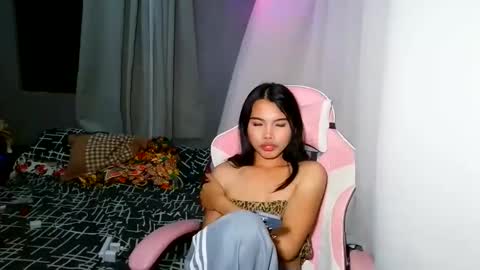sugar_holly96 online show from May 2026 12:13:01 PM