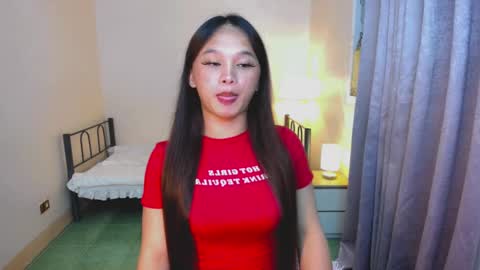 Snapshot of sugar_munch chatting on March 2025 07:01:02 PM Cheska online show from March 2025 07:01:02 PM