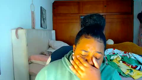 Cami   Back in 2 hours online show from October 2025 03:48:02 AM