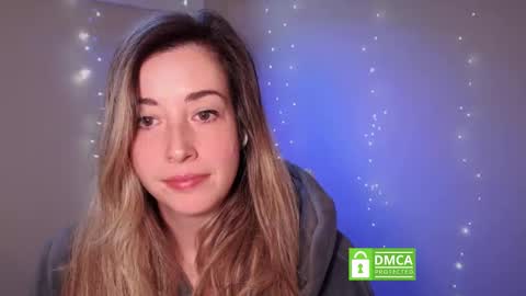 Snapshot of suggestivebehavior chatting on November 2025 02:51:01 PM Mia online show from November 2025 02:51:01 PM