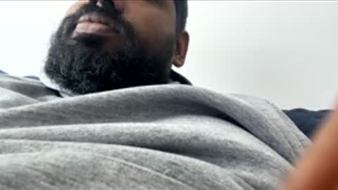 Snapshot of suggnight chatting on December 2025 04:23:01 PM Let me be your knight that saves you online show from December 2025 04:23:01 PM