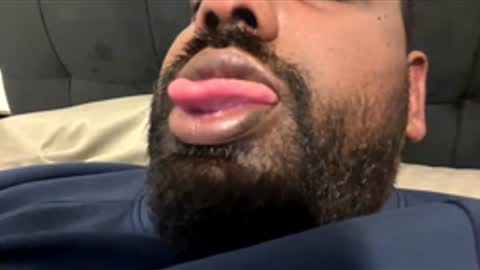 Snapshot of suggnight chatting on March 2026 12:38:01 AM Let me be your knight that saves you online show from March 2026 12:38:01 AM