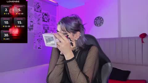    online show from February 2025 12:17:01 PM