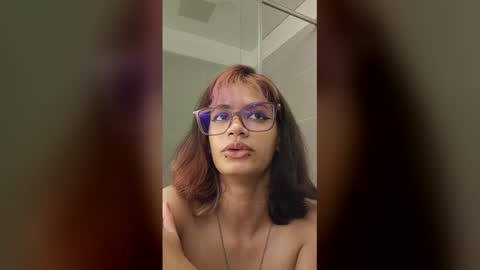 Suku Ren online show from December 2025 04:50:01 AM