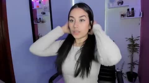 Snapshot of sulmatevans_ chatting on February 2025 04:35:01 PM Diana online show from February 2025 04:35:01 PM