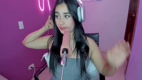 Snapshot of sulmatevans_ chatting on October 2025 01:07:01 PM Diana online show from October 2025 01:07:01 PM