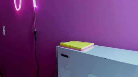 Snapshot of sulmatevans_ chatting on November 2025 06:08:01 PM Diana online show from November 2025 06:08:01 PM